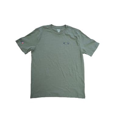 STANDARD ISSUE OAKLEY BRAVE TEE - GREEN - L