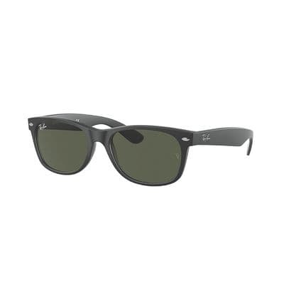 RAYBAN® WAYFARER CLASSIC MATTE BLACK WITH G-15 GREEN LENSES