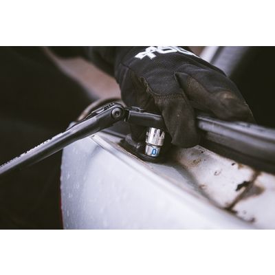 3/8" DRIVE 12" EIGHTY8 TOOTH BLACK CHROME LOCKING FLEX RATCHET WITH ERGO HANDLE - ORANGE | Matco Tools