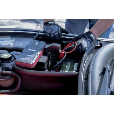 3,000 AMP PORTABLE POWER SOURCE WITH JUMP START FUNCTION | Matco Tools